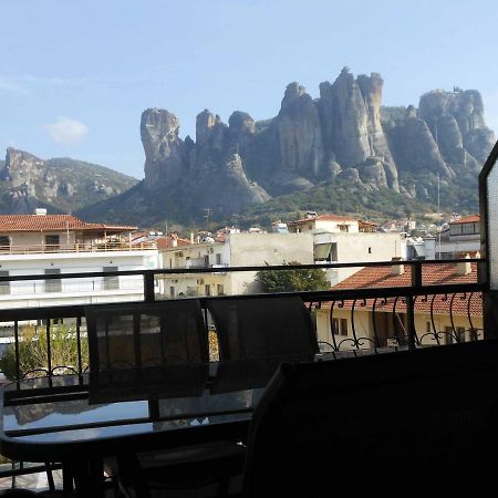 Meteora Panorama At The City Center Калампака Экстерьер фото